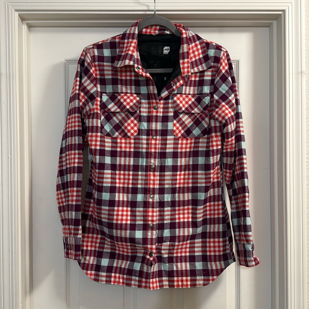 Women’s Plaid Flannel lined snap up jacket
